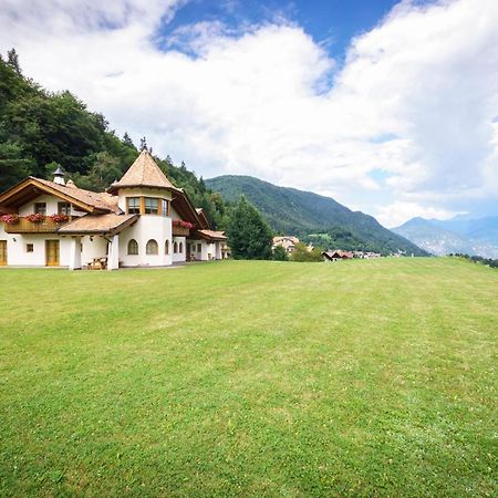 Agritur Cornasest Bed & Breakfast Breguzzo Luaran gambar