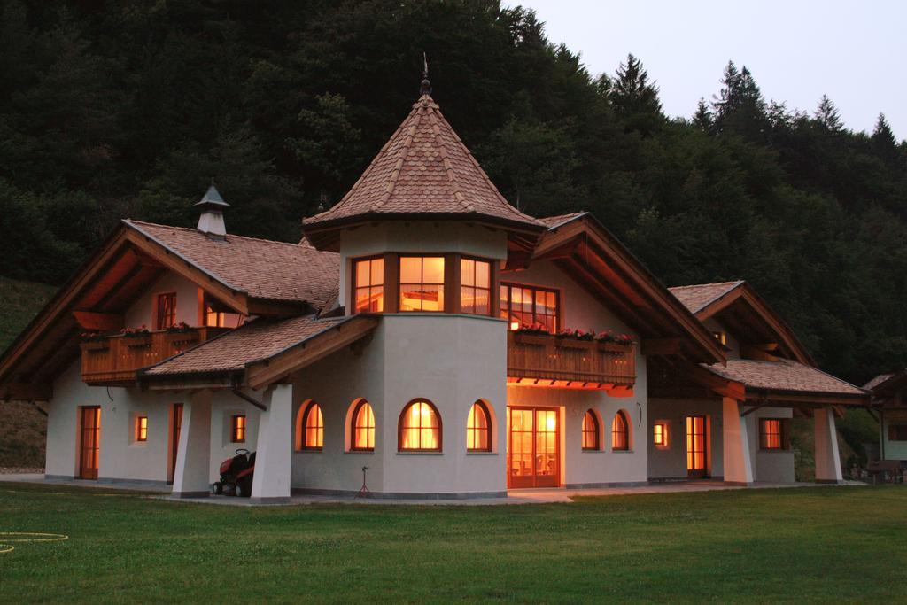 Agritur Cornasest Bed & Breakfast Breguzzo Luaran gambar