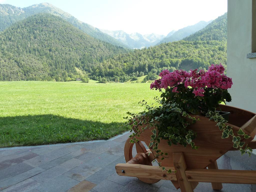 Agritur Cornasest Bed & Breakfast Breguzzo Luaran gambar