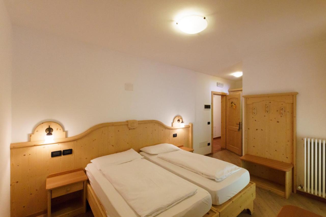 Agritur Cornasest Bed & Breakfast Breguzzo Luaran gambar